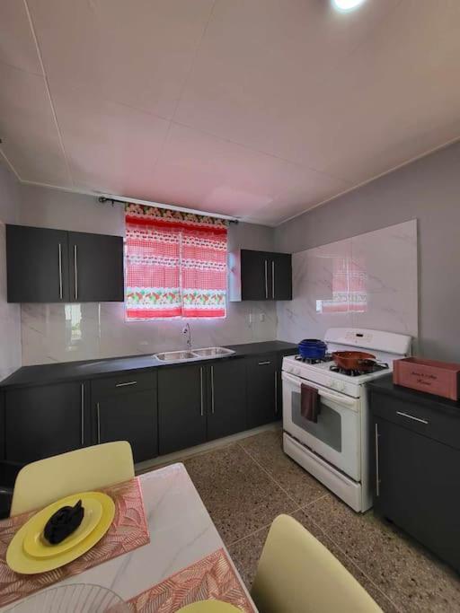 Welcome To Our Cozy Apartment! Willemstad Luaran gambar